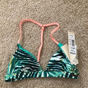 Roxy bikini top.NWT SIZE S